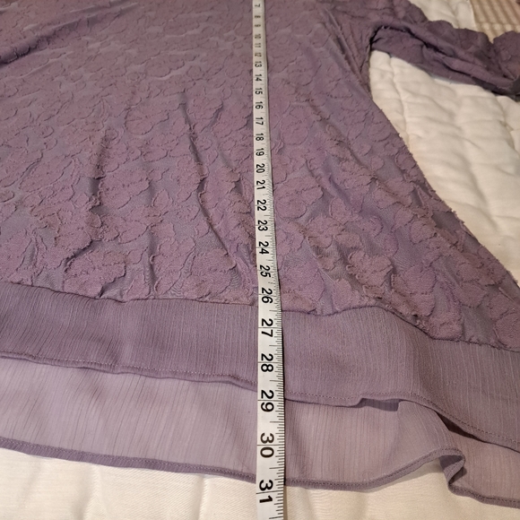 Simply Vera Wang lavender color blouse. Size  XXL - Picture 13 of 15